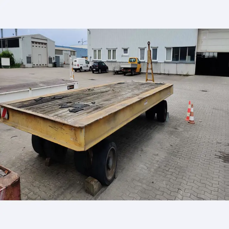 Wyposażenie mechaniczne/operacyjne placu budowy-4