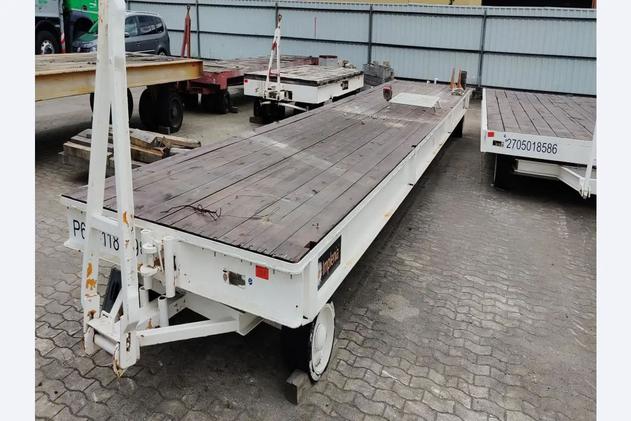 Wyposażenie mechaniczne/operacyjne placu budowy-1