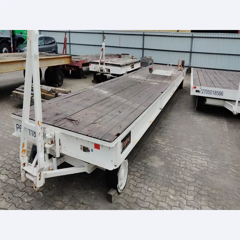 Wyposażenie mechaniczne/operacyjne placu budowy-1