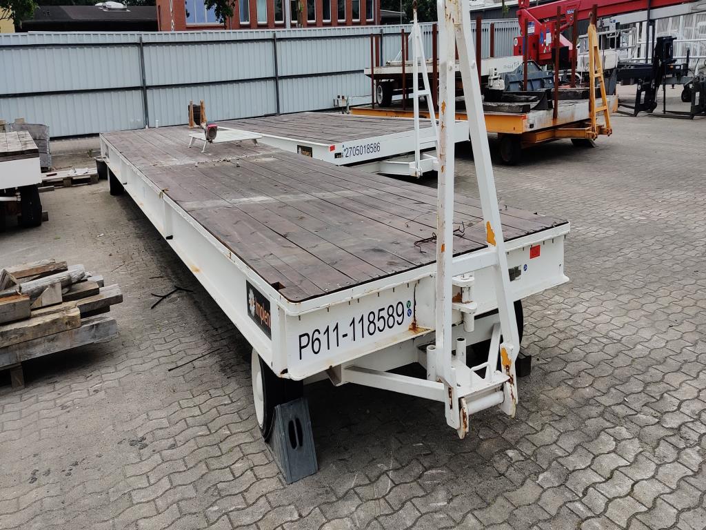 Equipamento mecânico/operacional de um estaleiro-2