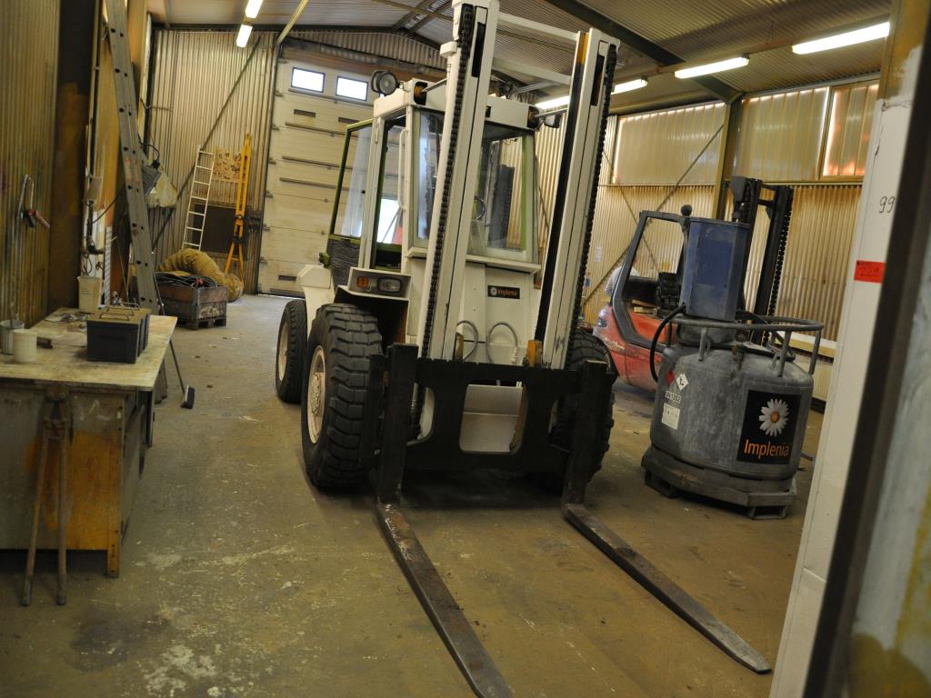 Equipamento mecânico/operacional de um estaleiro-5