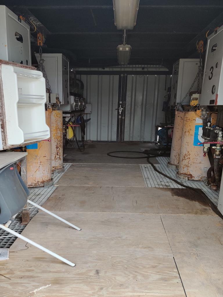 Equipamento mecânico/operacional de um estaleiro-2