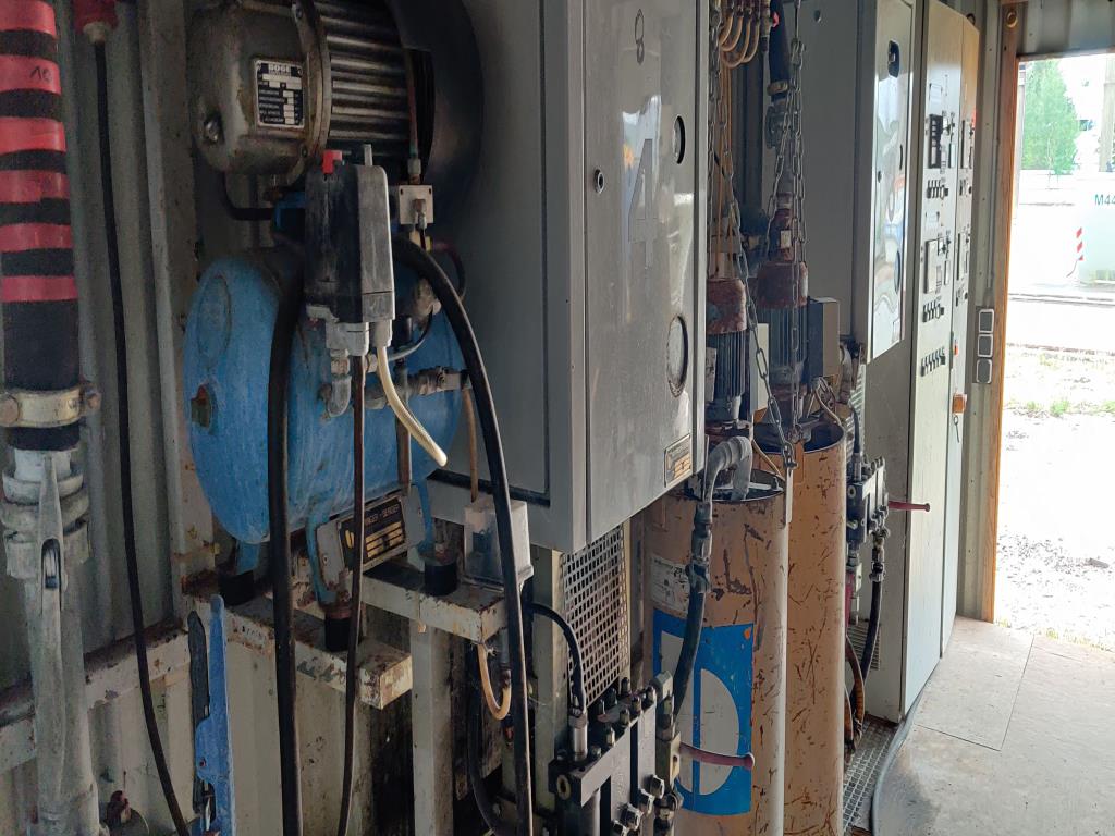 Equipamento mecânico/operacional de um estaleiro-6