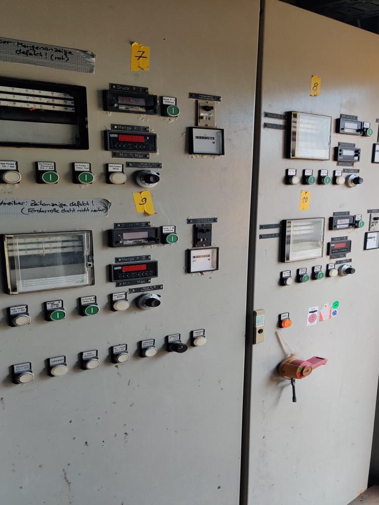 Equipamento mecânico/operacional de um estaleiro-9