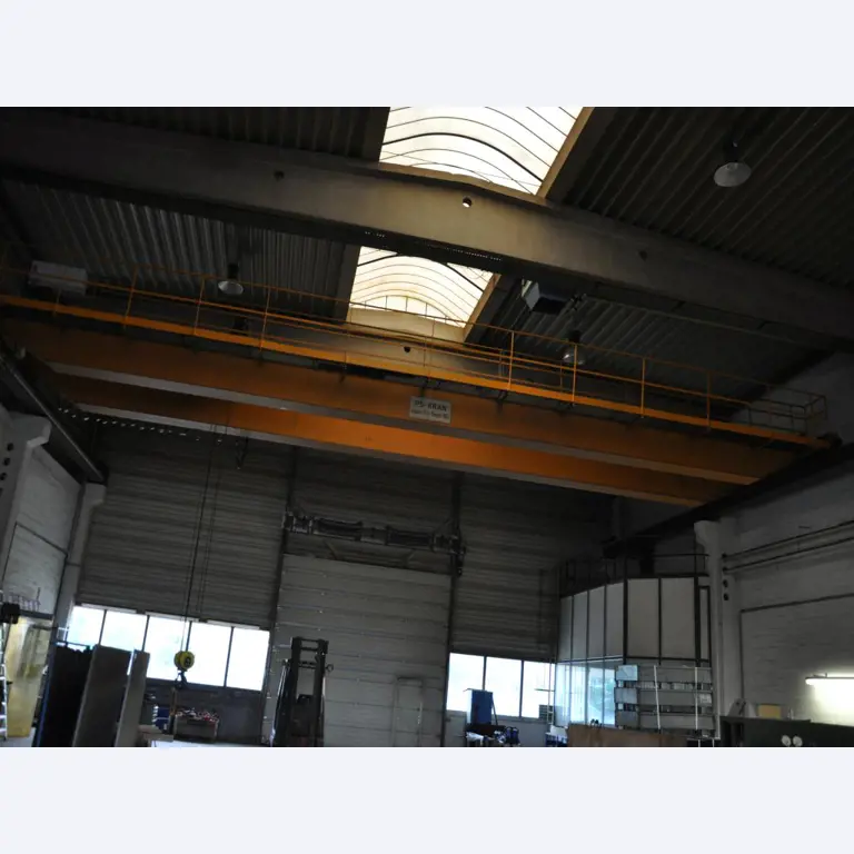 Wyposażenie mechaniczne/operacyjne placu budowy-4