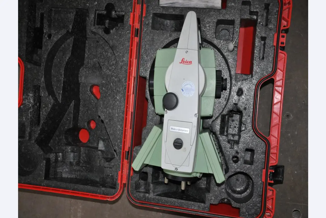 Strojna/operativna oprema gradbišča-1