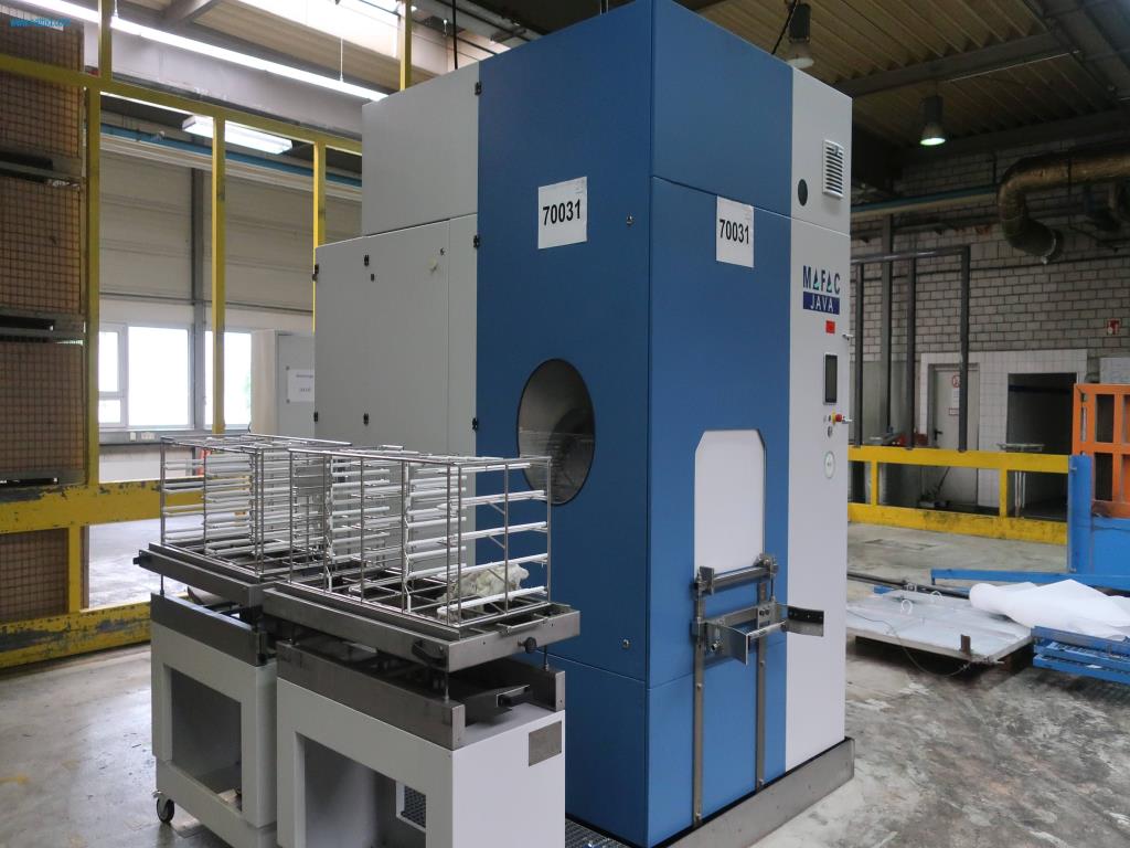 Máquinas para processamento mecânico, ensaio, limpeza e manuseamento de peças de alumínio fundido sob pressão-1