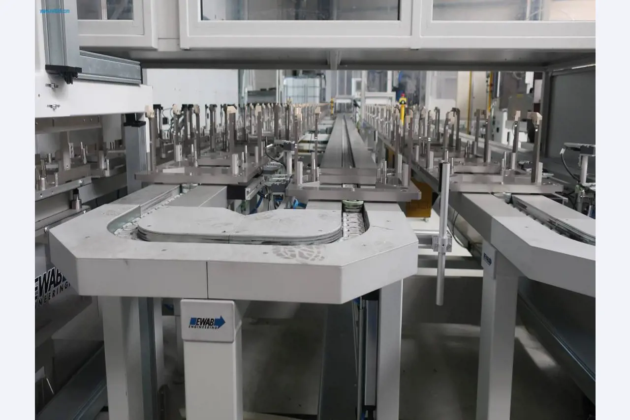 Machines for mechanical processing, testing, cleaning and handling of aluminium die castings-14