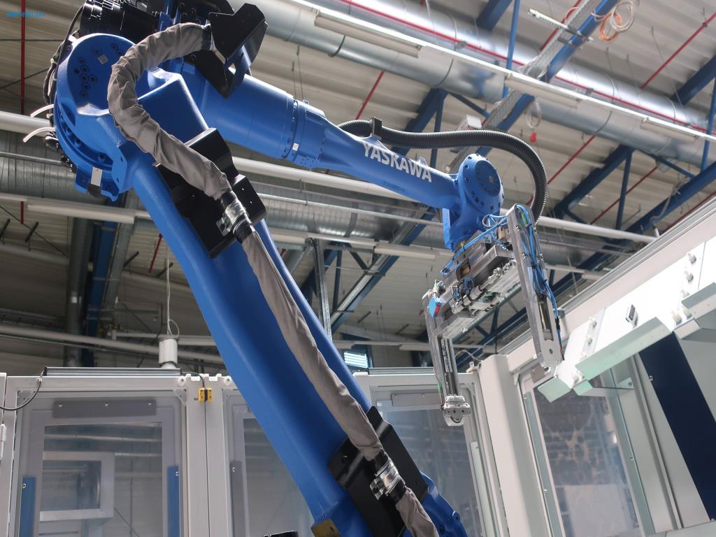 Máquinas para processamento mecânico, ensaio, limpeza e manuseamento de peças de alumínio fundido sob pressão-22