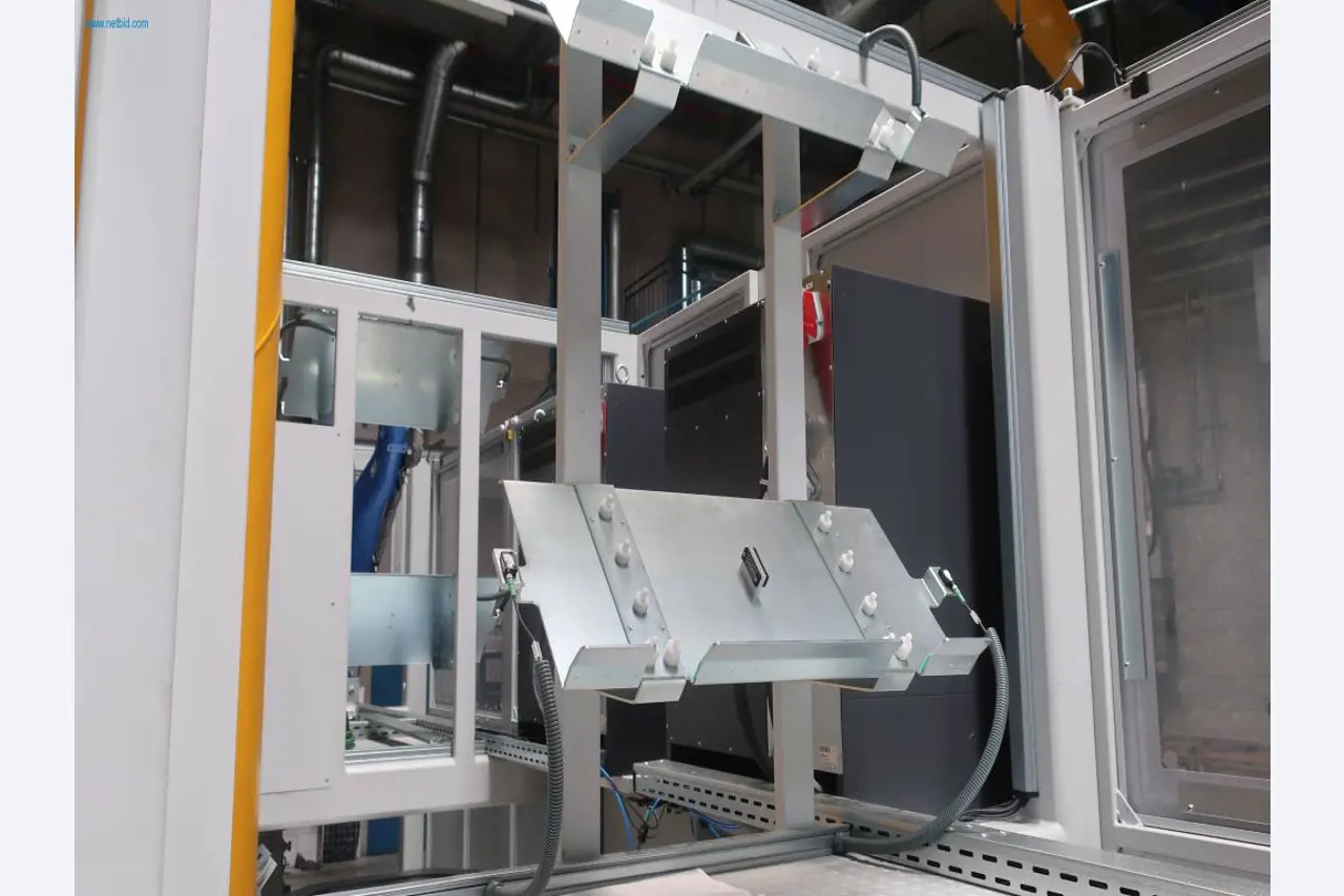 Machines for mechanical processing, testing, cleaning and handling of aluminium die castings-23
