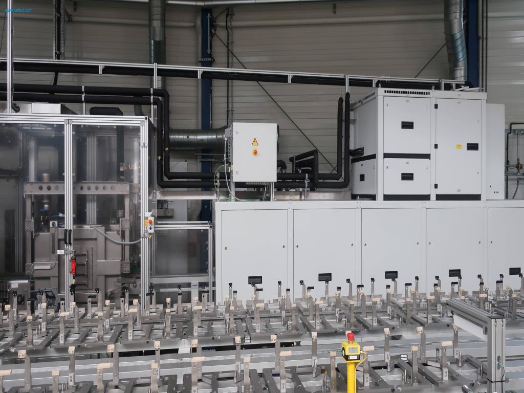 Máquinas para processamento mecânico, ensaio, limpeza e manuseamento de peças de alumínio fundido sob pressão-30