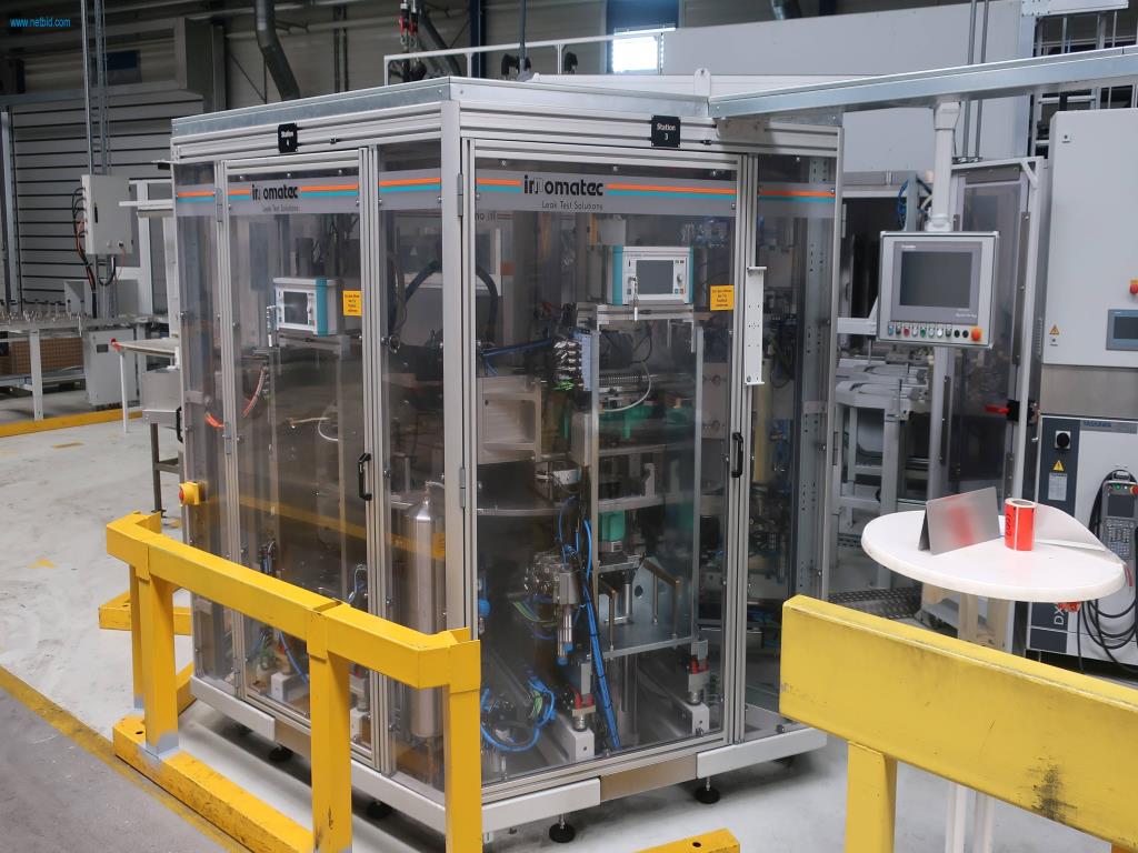 Máquinas para processamento mecânico, ensaio, limpeza e manuseamento de peças de alumínio fundido sob pressão-1