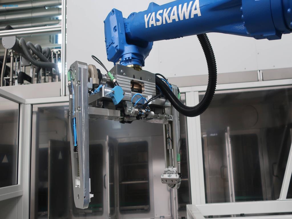 Máquinas para processamento mecânico, ensaio, limpeza e manuseamento de peças de alumínio fundido sob pressão-2