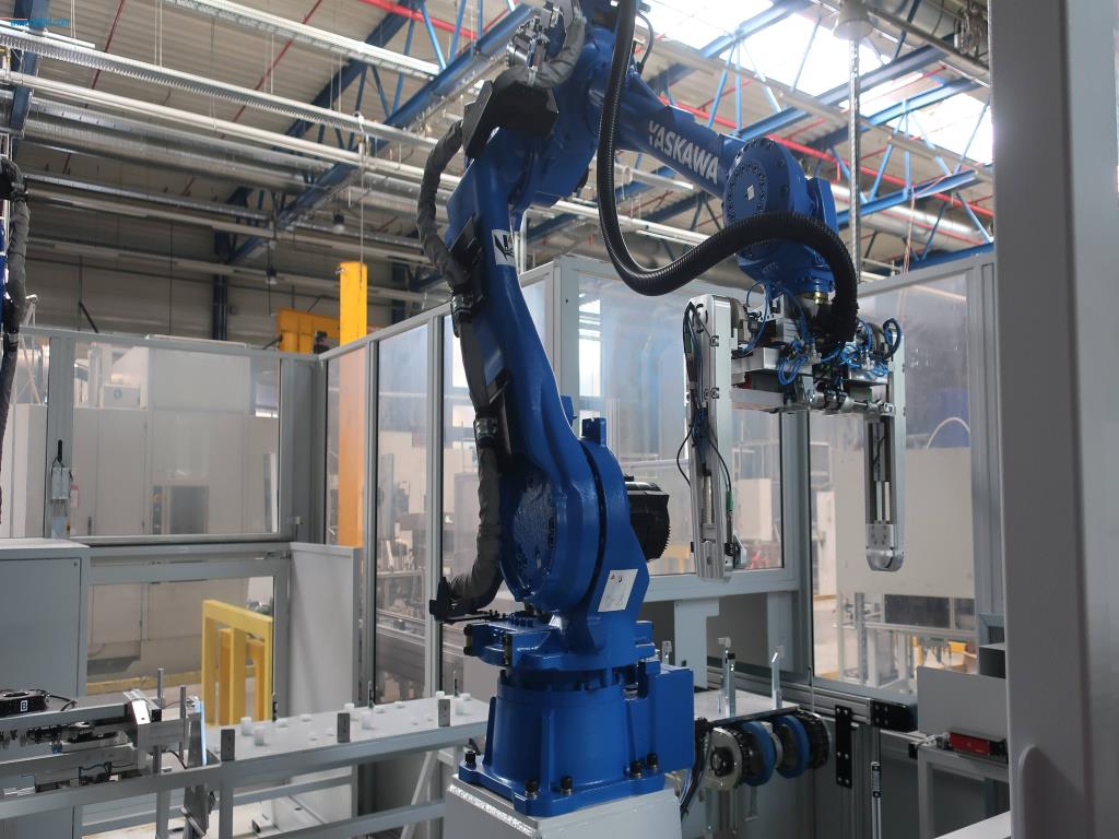 Máquinas para processamento mecânico, ensaio, limpeza e manuseamento de peças de alumínio fundido sob pressão-4