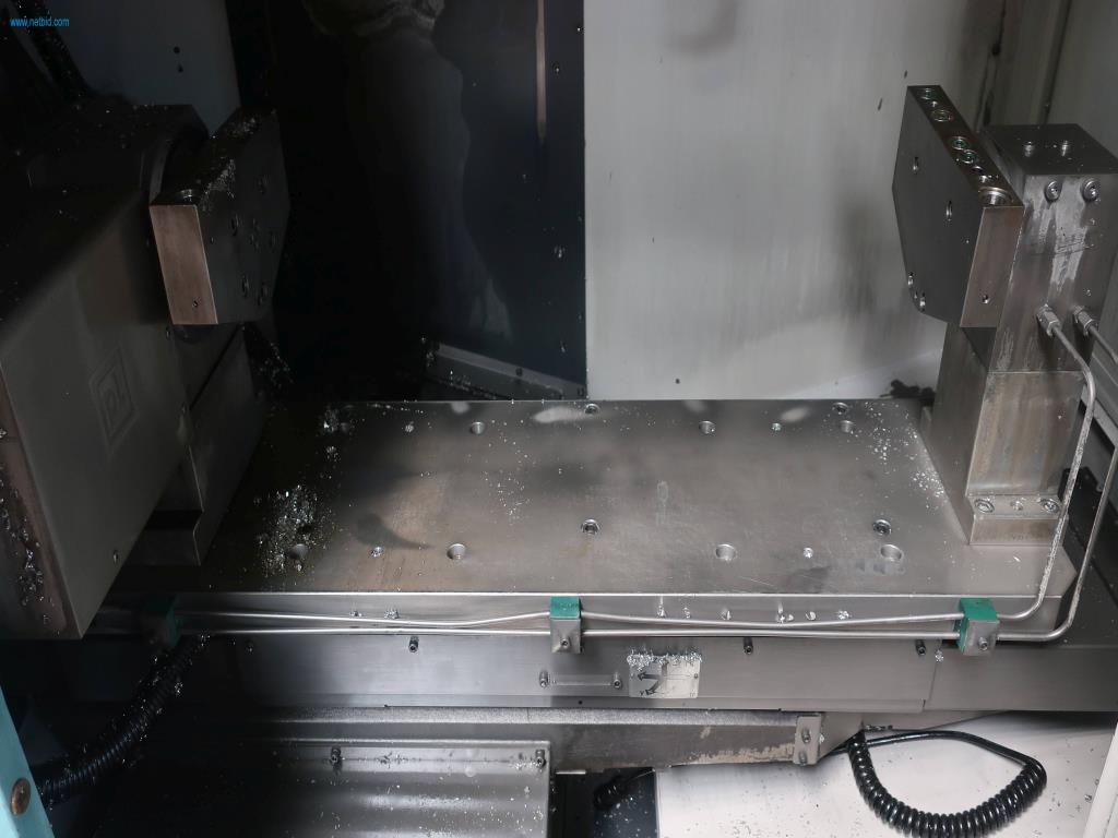 Machines pour l'usinage mécanique, le contrôle, le nettoyage et la manutention de pièces en aluminium coulé sous pression-7