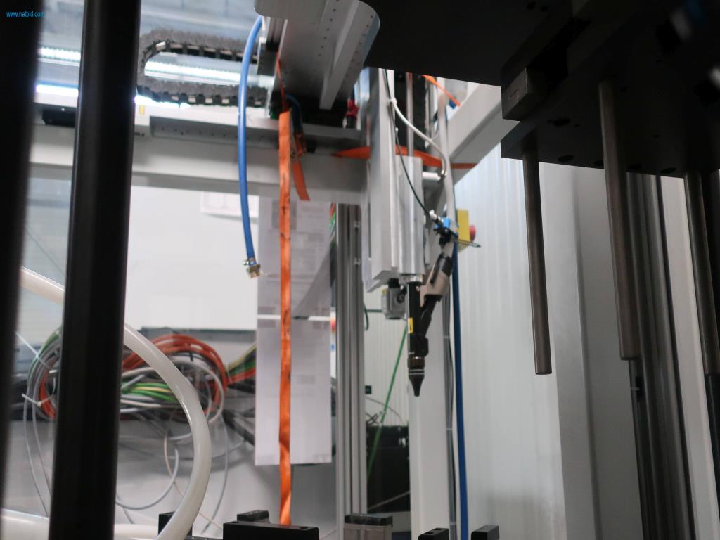 Máquinas para processamento mecânico, ensaio, limpeza e manuseamento de peças de alumínio fundido sob pressão-11