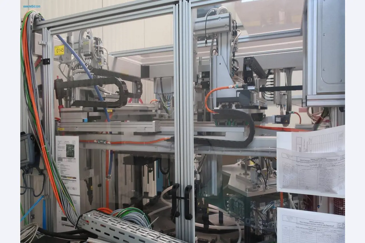 Máquinas para processamento mecânico, ensaio, limpeza e manuseamento de peças de alumínio fundido sob pressão-6