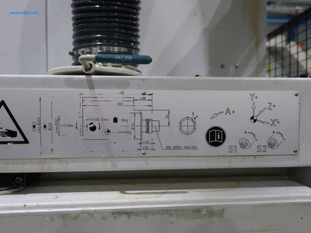 Máquinas para processamento mecânico, ensaio, limpeza e manuseamento de peças de alumínio fundido sob pressão-12