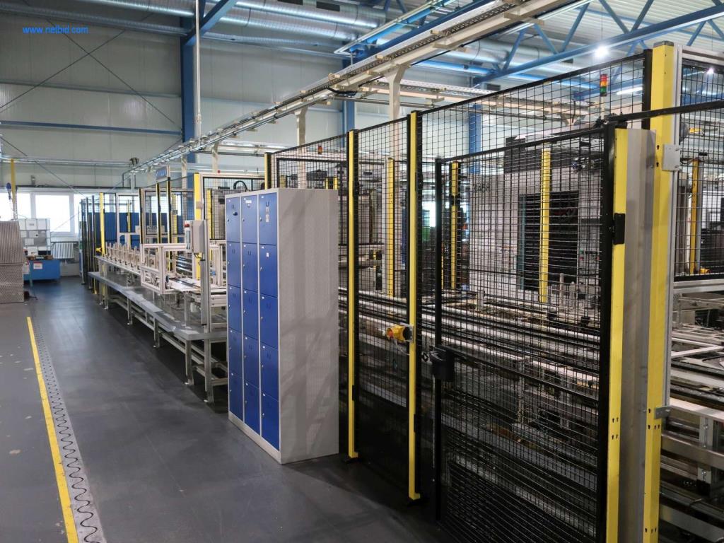 Máquinas para processamento mecânico, ensaio, limpeza e manuseamento de peças de alumínio fundido sob pressão-1