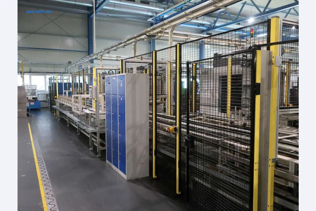 Máquinas para processamento mecânico, ensaio, limpeza e manuseamento de peças de alumínio fundido sob pressão-1