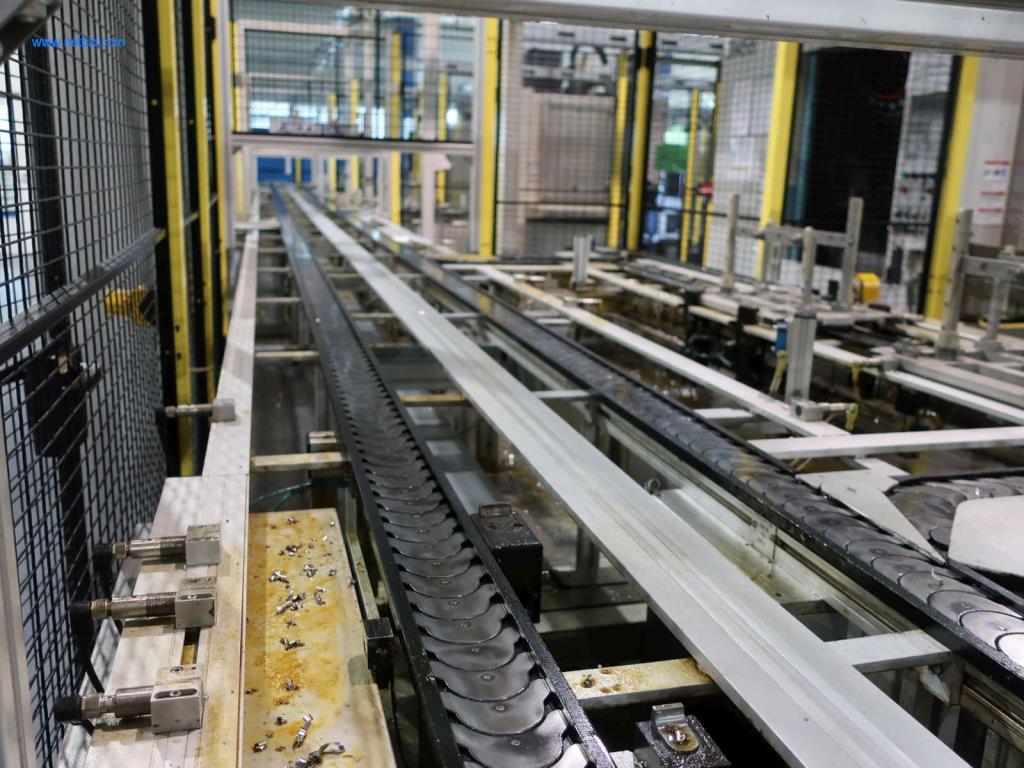 Máquinas para processamento mecânico, ensaio, limpeza e manuseamento de peças de alumínio fundido sob pressão-4