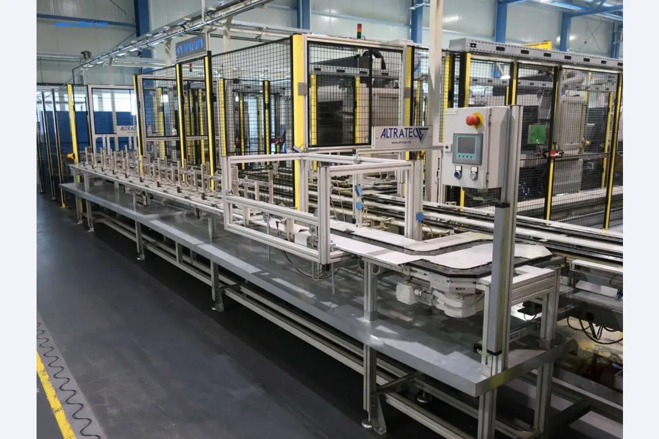 Máquinas para processamento mecânico, ensaio, limpeza e manuseamento de peças de alumínio fundido sob pressão-5
