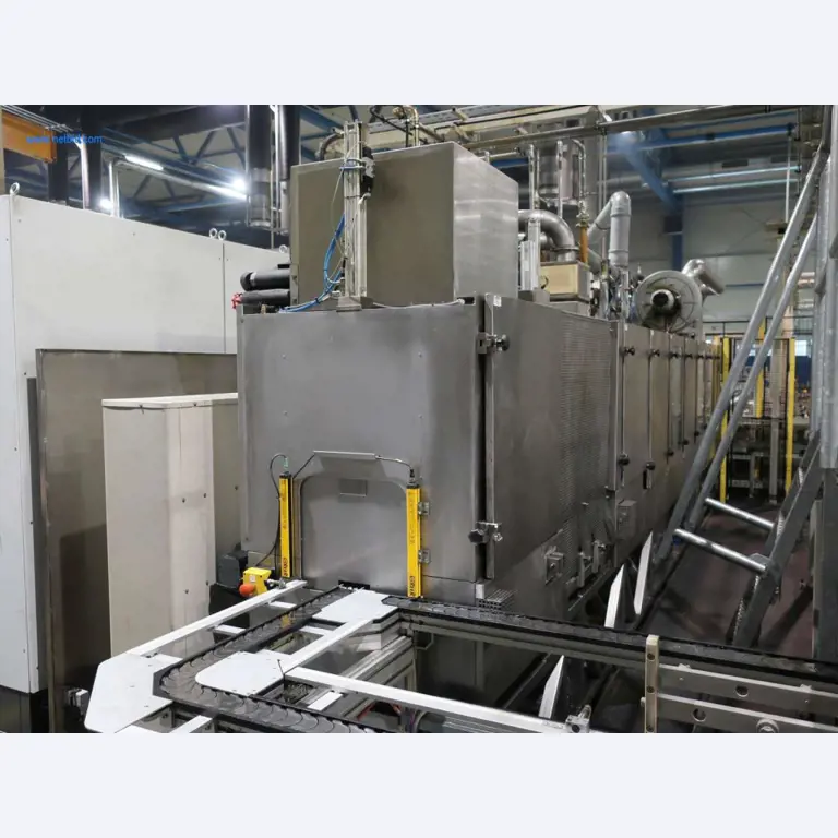 Máquinas para processamento mecânico, ensaio, limpeza e manuseamento de peças de alumínio fundido sob pressão-1