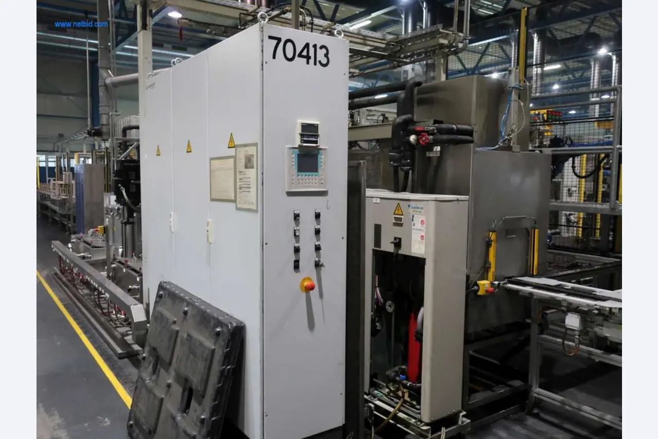 Máquinas para processamento mecânico, ensaio, limpeza e manuseamento de peças de alumínio fundido sob pressão-2