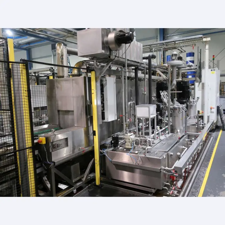 Máquinas para processamento mecânico, ensaio, limpeza e manuseamento de peças de alumínio fundido sob pressão-4