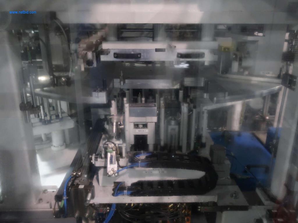 Máquinas para processamento mecânico, ensaio, limpeza e manuseamento de peças de alumínio fundido sob pressão-11