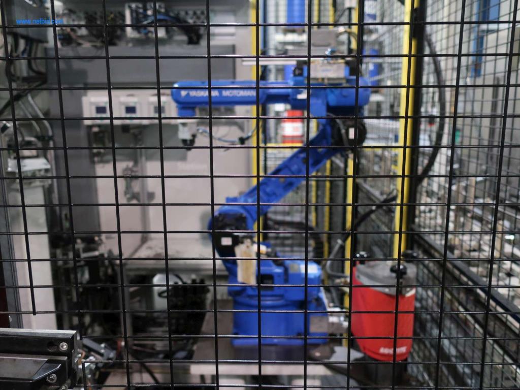 Máquinas para processamento mecânico, ensaio, limpeza e manuseamento de peças de alumínio fundido sob pressão-13