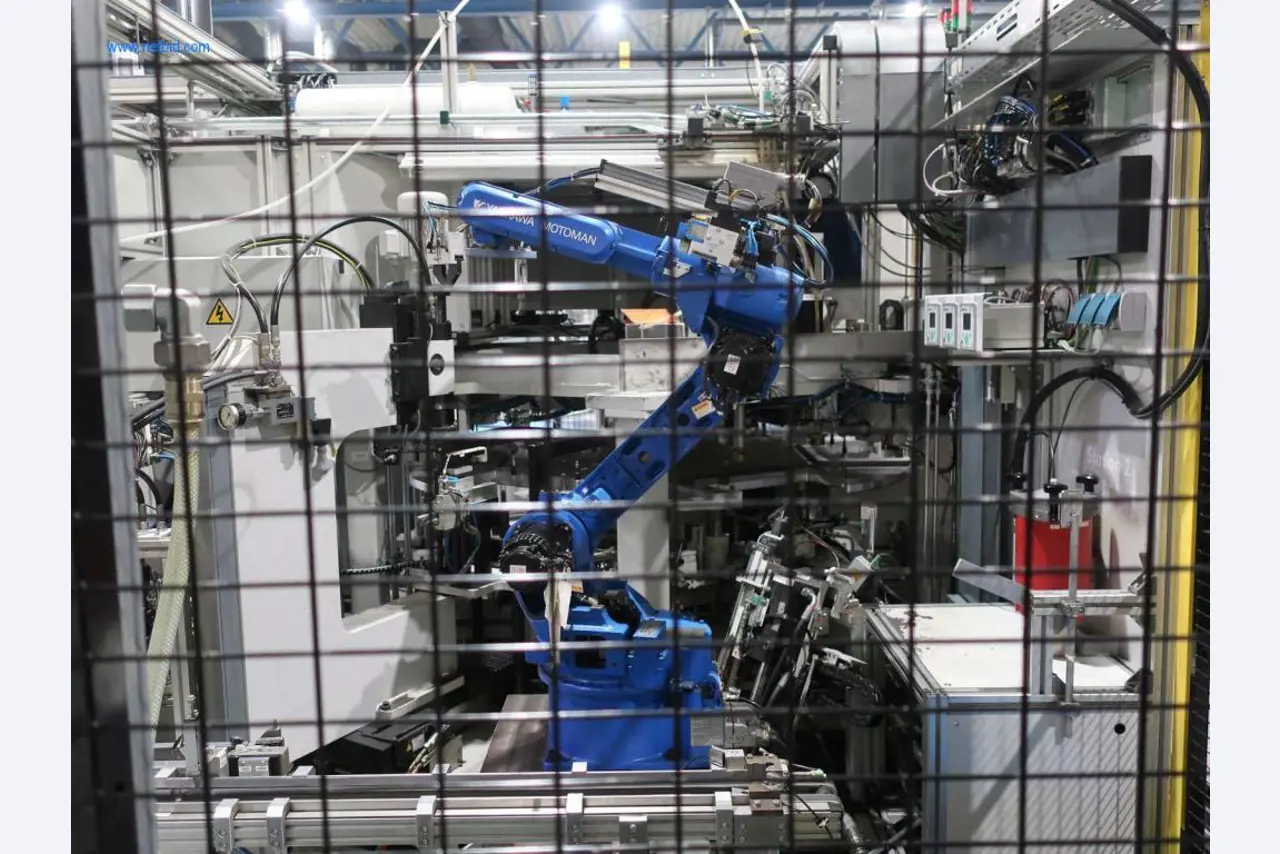 Máquinas para processamento mecânico, ensaio, limpeza e manuseamento de peças de alumínio fundido sob pressão-11