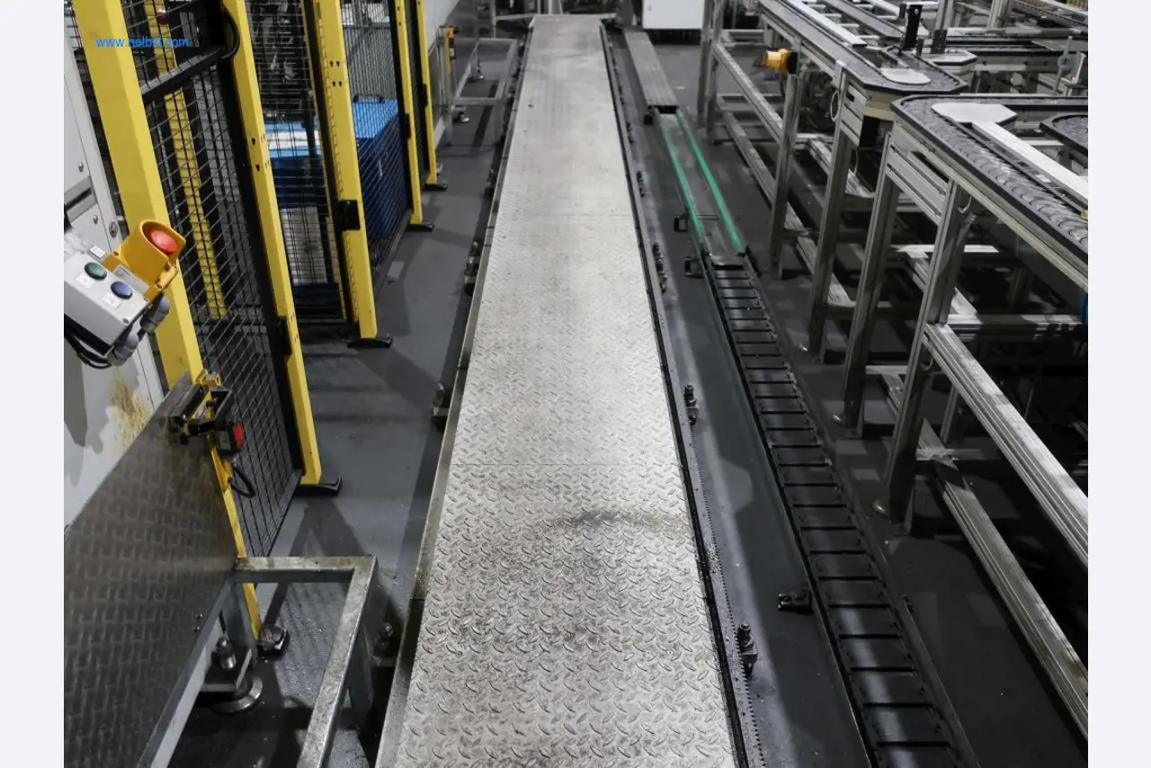 Máquinas para processamento mecânico, ensaio, limpeza e manuseamento de peças de alumínio fundido sob pressão-6