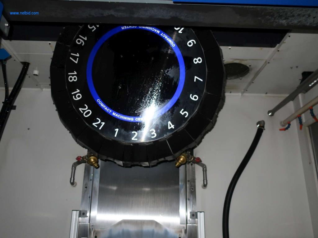 Machines pour l'usinage mécanique, le contrôle, le nettoyage et la manutention de pièces en aluminium coulé sous pression-4