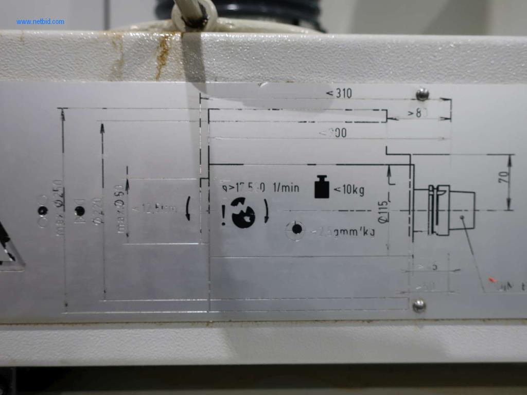 Máquinas para processamento mecânico, ensaio, limpeza e manuseamento de peças de alumínio fundido sob pressão-16