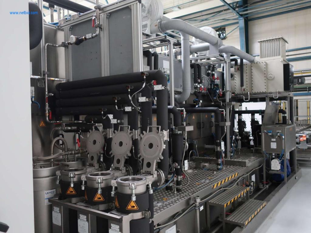 Máquinas para processamento mecânico, ensaio, limpeza e manuseamento de peças de alumínio fundido sob pressão-2