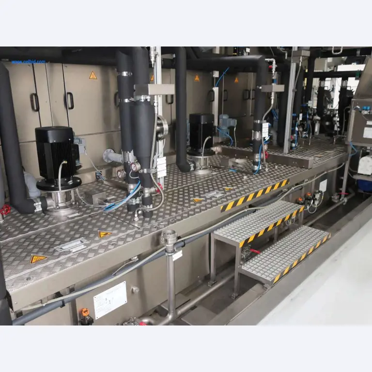 Máquinas para processamento mecânico, ensaio, limpeza e manuseamento de peças de alumínio fundido sob pressão-3