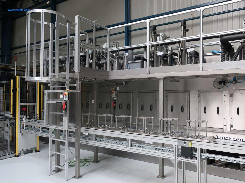 Máquinas para processamento mecânico, ensaio, limpeza e manuseamento de peças de alumínio fundido sob pressão-5