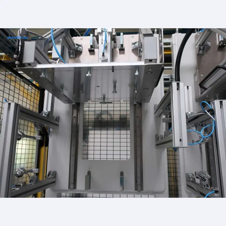 Machines for mechanical processing, testing, cleaning and handling of aluminium die castings-4