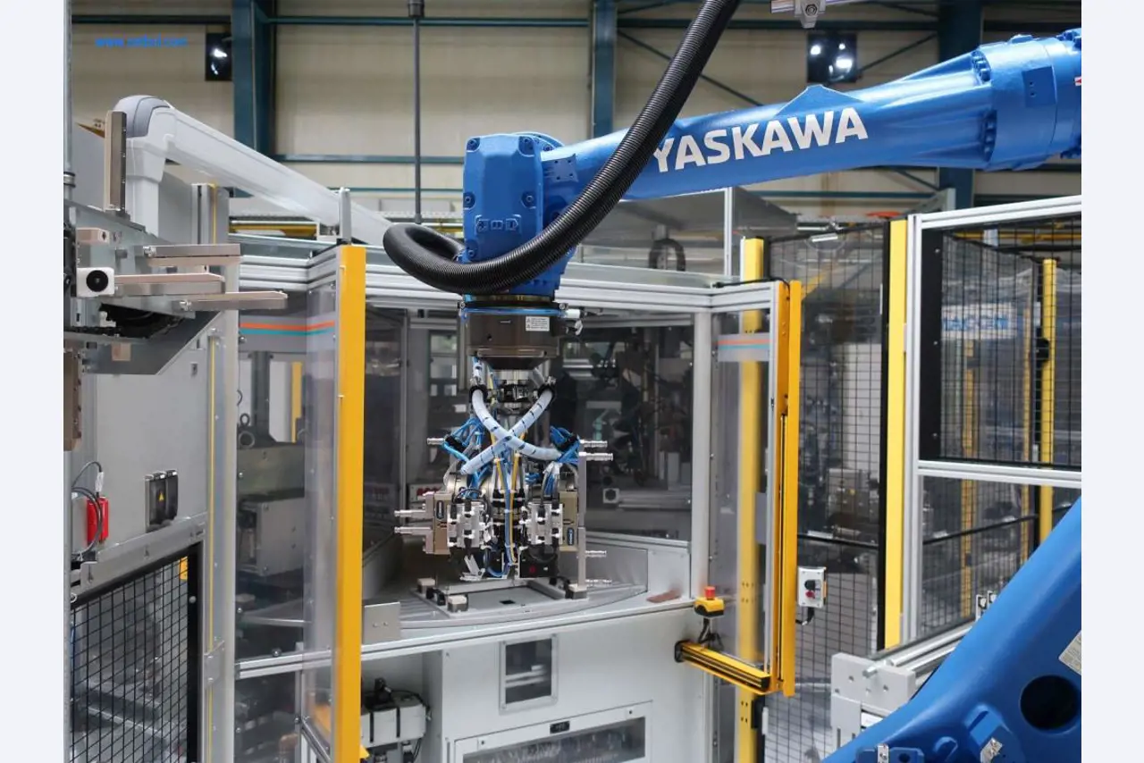 Maszyny do obróbki mechanicznej, testowania, czyszczenia i przenoszenia aluminiowych części odlewanych ciśnieniowo-2
