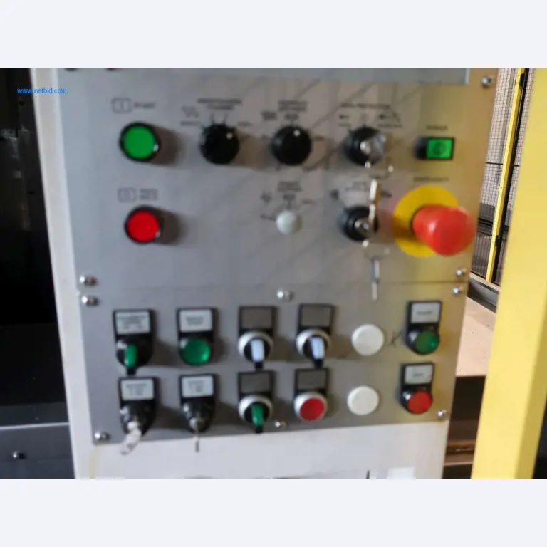 Máquinas para processamento mecânico, ensaio, limpeza e manuseamento de peças de alumínio fundido sob pressão-12