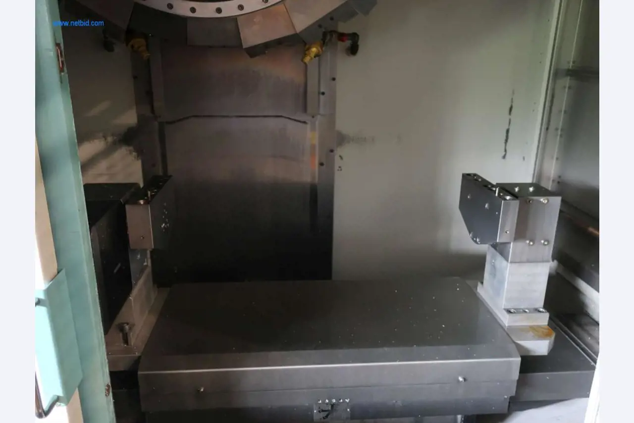 Máquinas para processamento mecânico, ensaio, limpeza e manuseamento de peças de alumínio fundido sob pressão-6