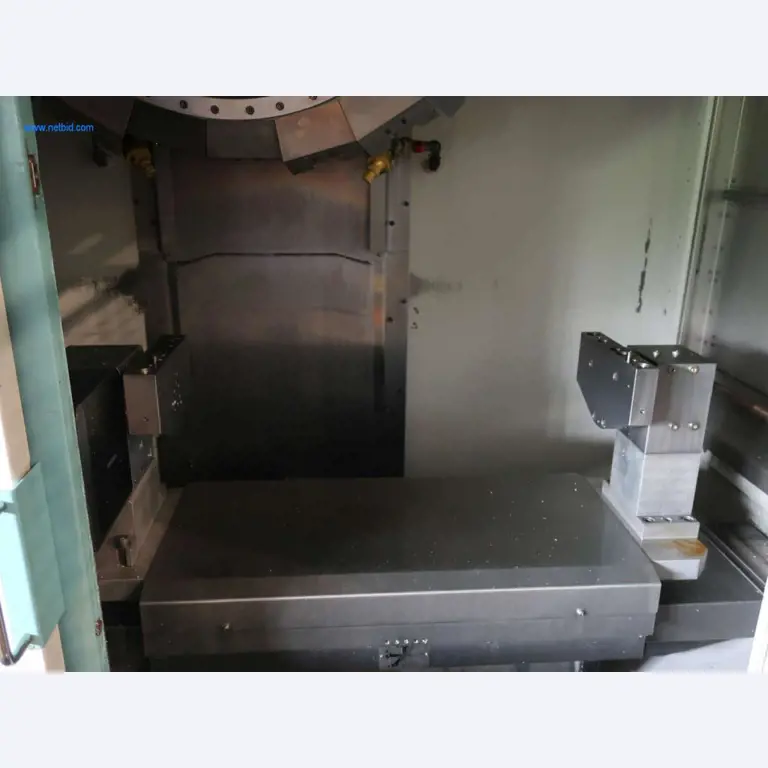 Máquinas para processamento mecânico, ensaio, limpeza e manuseamento de peças de alumínio fundido sob pressão-6