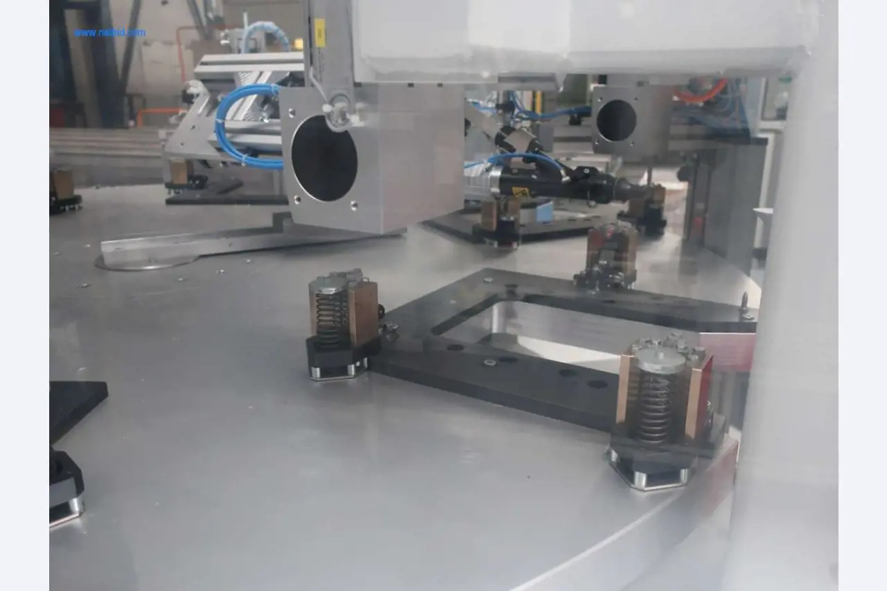 Máquinas para processamento mecânico, ensaio, limpeza e manuseamento de peças de alumínio fundido sob pressão-3