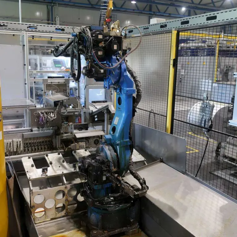 Knikarmrobot (62412) - Toekenning onder voorbehoud Yaskawa MH50 YR-MH00050-B00