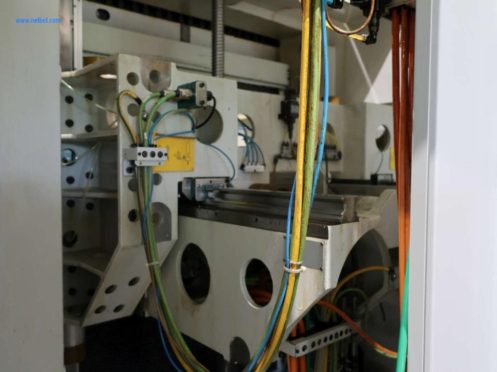 Machines pour l'usinage mécanique, le contrôle, le nettoyage et la manutention de pièces en aluminium coulé sous pression-2