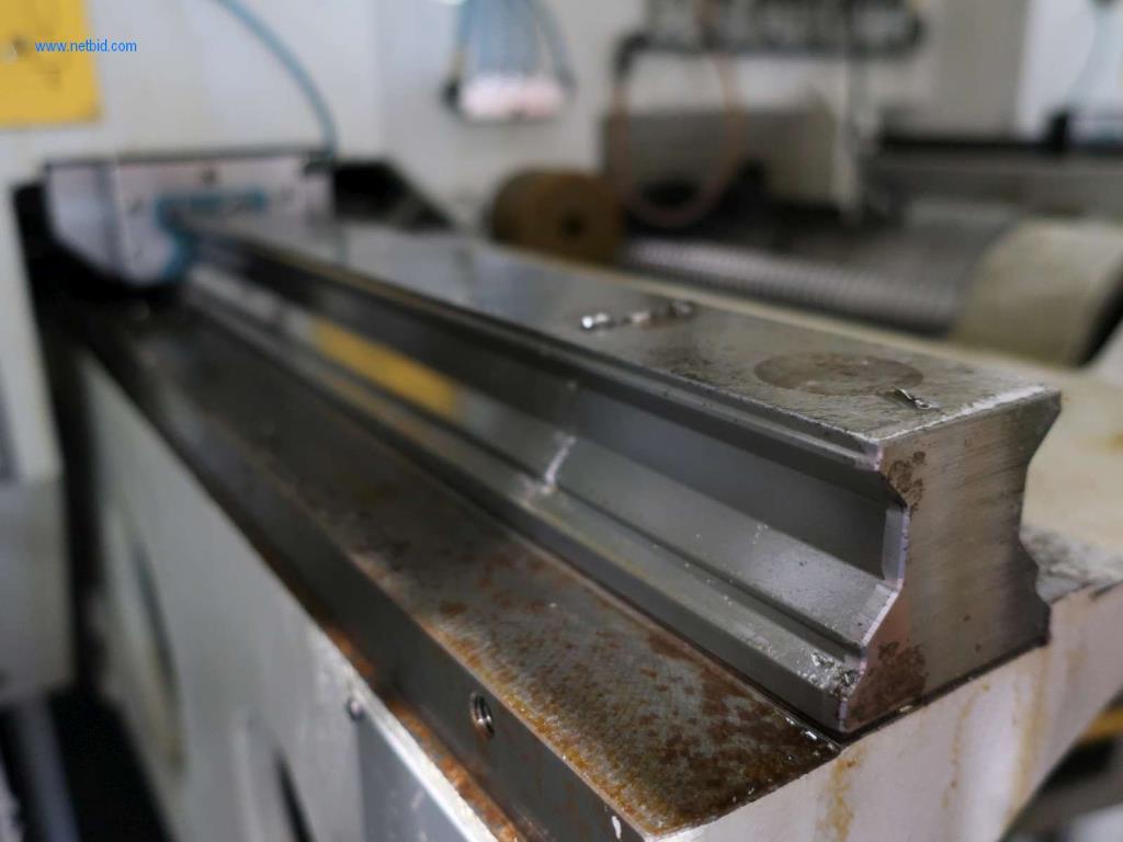 Machines pour l'usinage mécanique, le contrôle, le nettoyage et la manutention de pièces en aluminium coulé sous pression-3