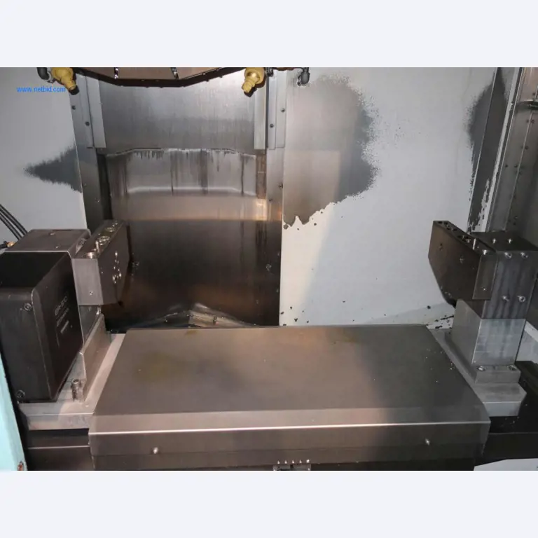 Máquinas para processamento mecânico, ensaio, limpeza e manuseamento de peças de alumínio fundido sob pressão-4