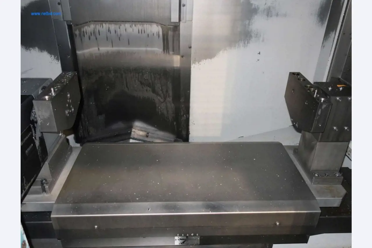 Máquinas para processamento mecânico, ensaio, limpeza e manuseamento de peças de alumínio fundido sob pressão-3