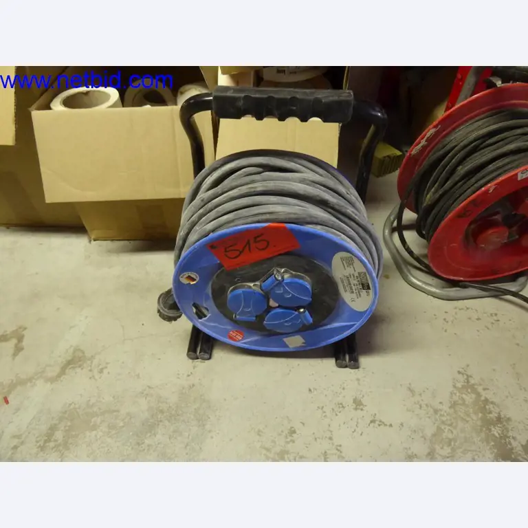 Dobře udržované stroje z oblasti interiérového designu a stavebnictví-1